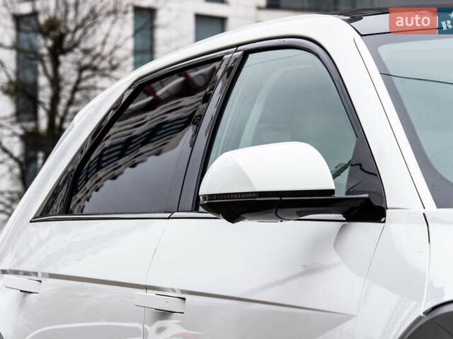 Белый Хендай Ioniq 5, объемом двигателя 0 л и пробегом 2 тыс. км за 33000 $, фото 16 на Automoto.ua