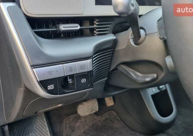 Белый Хендай Ioniq 5, объемом двигателя 0 л и пробегом 3 тыс. км за 28000 $, фото 18 на Automoto.ua