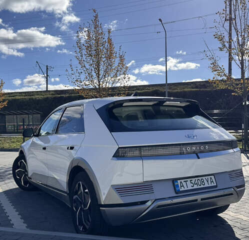 Белый Хендай Ioniq 5, объемом двигателя 0 л и пробегом 23 тыс. км за 31500 $, фото 5 на Automoto.ua