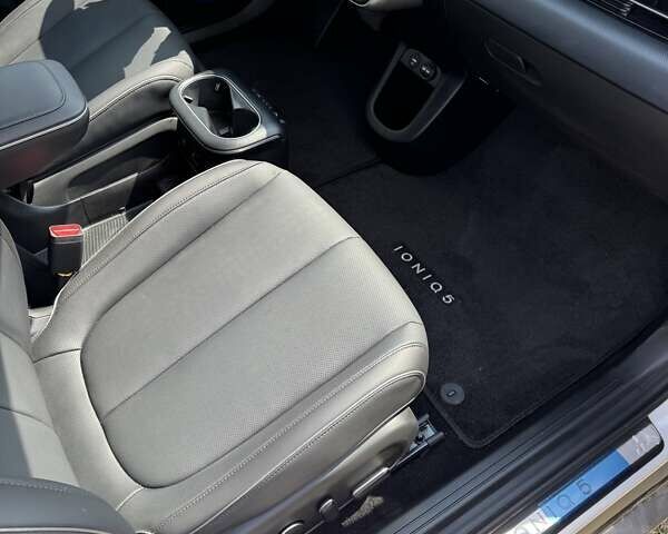 Белый Хендай Ioniq 5, объемом двигателя 0 л и пробегом 3 тыс. км за 34000 $, фото 5 на Automoto.ua