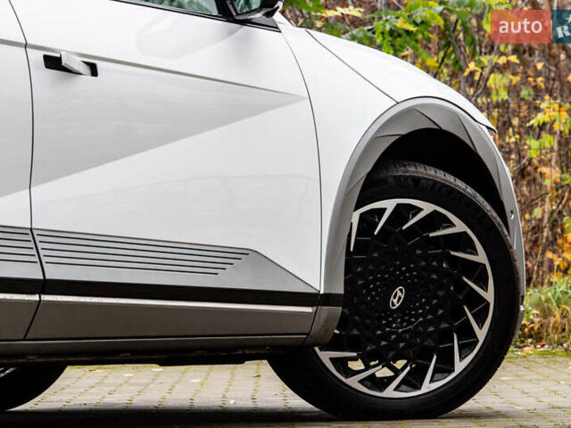 Белый Хендай Ioniq 5, объемом двигателя 0 л и пробегом 2 тыс. км за 33000 $, фото 10 на Automoto.ua