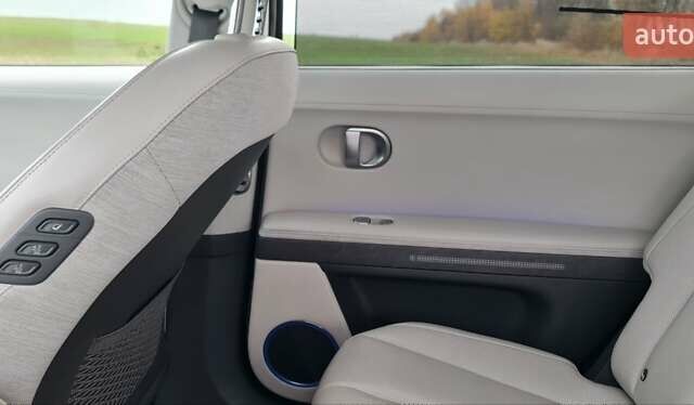 Бежевий Хендай Ioniq 5, об'ємом двигуна 0 л та пробігом 49 тис. км за 30500 $, фото 39 на Automoto.ua