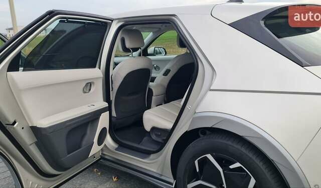 Бежевий Хендай Ioniq 5, об'ємом двигуна 0 л та пробігом 49 тис. км за 30500 $, фото 70 на Automoto.ua