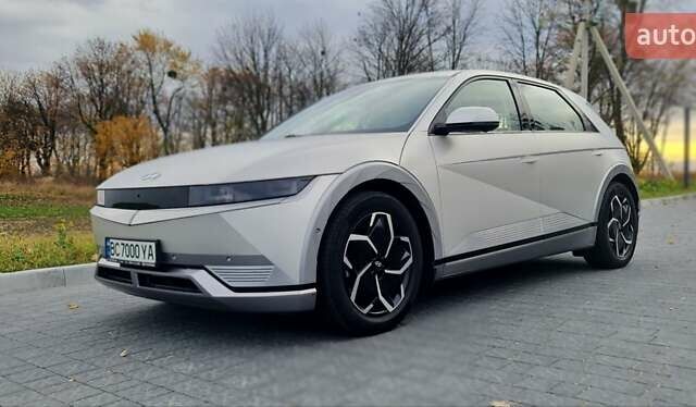 Бежевий Хендай Ioniq 5, об'ємом двигуна 0 л та пробігом 49 тис. км за 30500 $, фото 6 на Automoto.ua