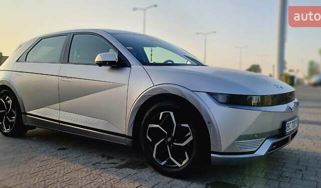 Бежевий Хендай Ioniq 5, об'ємом двигуна 0 л та пробігом 49 тис. км за 30500 $, фото 5 на Automoto.ua