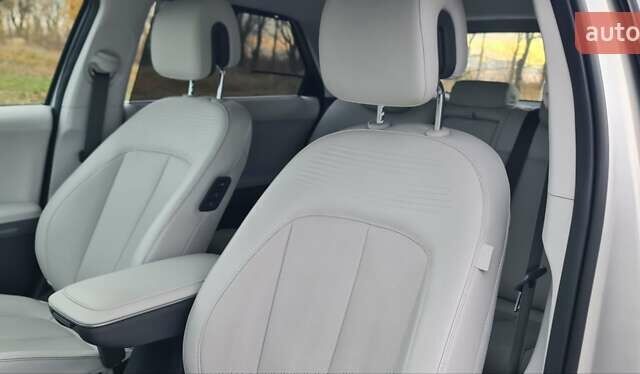 Бежевий Хендай Ioniq 5, об'ємом двигуна 0 л та пробігом 49 тис. км за 30500 $, фото 38 на Automoto.ua