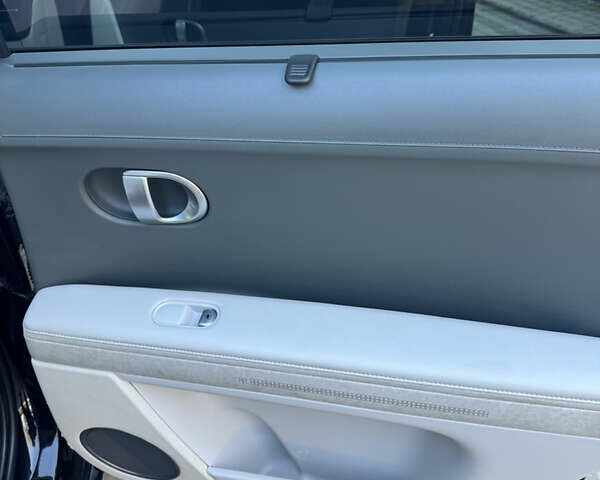 Черный Хендай Ioniq 5, объемом двигателя 0 л и пробегом 80 тыс. км за 24600 $, фото 24 на Automoto.ua