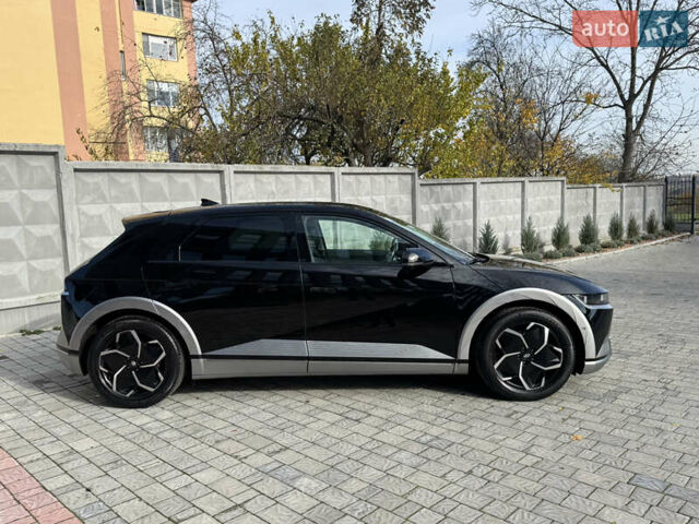 Черный Хендай Ioniq 5, объемом двигателя 0 л и пробегом 160 тыс. км за 22999 $, фото 4 на Automoto.ua