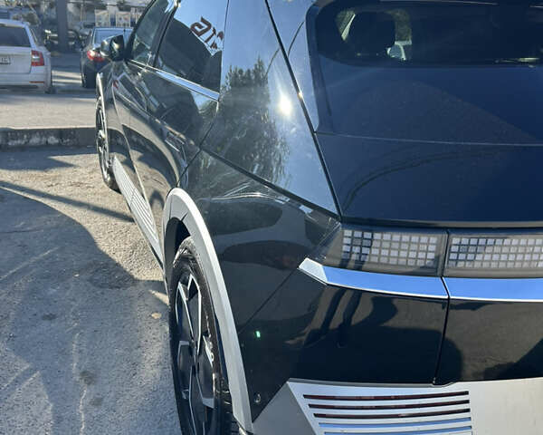 Черный Хендай Ioniq 5, объемом двигателя 0 л и пробегом 101 тыс. км за 28000 $, фото 43 на Automoto.ua