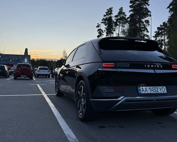 Чорний Хендай Ioniq 5, об'ємом двигуна 0 л та пробігом 72 тис. км за 27000 $, фото 7 на Automoto.ua