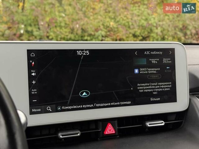 Черный Хендай Ioniq 5, объемом двигателя 0 л и пробегом 87 тыс. км за 25700 $, фото 22 на Automoto.ua