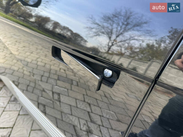 Черный Хендай Ioniq 5, объемом двигателя 0 л и пробегом 160 тыс. км за 22999 $, фото 10 на Automoto.ua