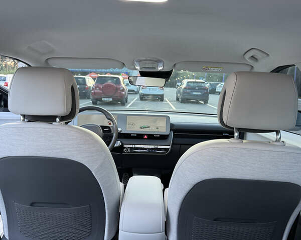 Чорний Хендай Ioniq 5, об'ємом двигуна 0 л та пробігом 72 тис. км за 27000 $, фото 18 на Automoto.ua