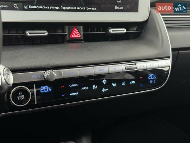 Черный Хендай Ioniq 5, объемом двигателя 0 л и пробегом 87 тыс. км за 25700 $, фото 20 на Automoto.ua