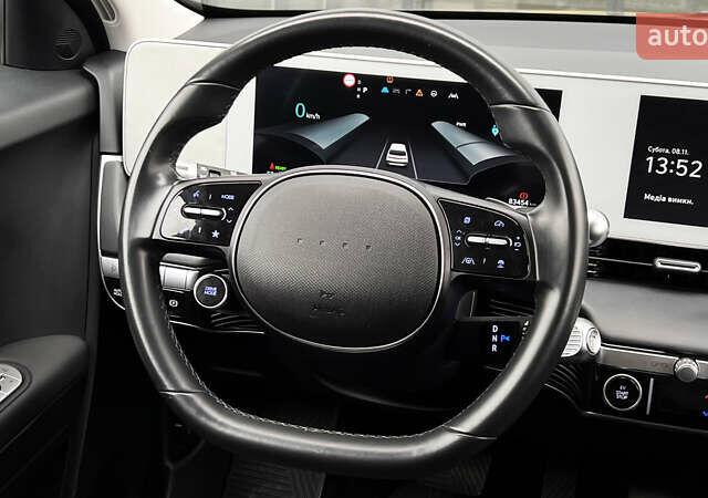 Чорний Хендай Ioniq 5, об'ємом двигуна 0 л та пробігом 83 тис. км за 25724 $, фото 12 на Automoto.ua