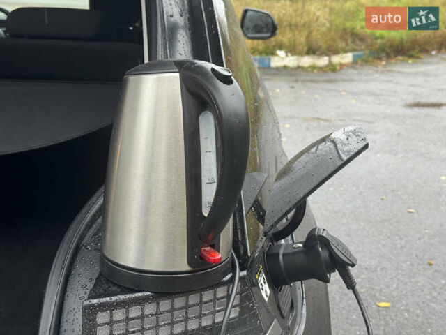 Черный Хендай Ioniq 5, объемом двигателя 0 л и пробегом 87 тыс. км за 25700 $, фото 44 на Automoto.ua