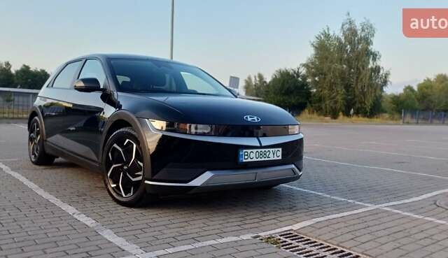 Черный Хендай Ioniq 5, объемом двигателя 0 л и пробегом 55 тыс. км за 26900 $, фото 8 на Automoto.ua