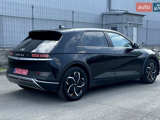 Черный Хендай Ioniq 5, объемом двигателя 0 л и пробегом 92 тыс. км за 21900 $, фото 1 на Automoto.ua