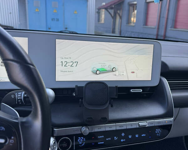 Черный Хендай Ioniq 5, объемом двигателя 0 л и пробегом 80 тыс. км за 24600 $, фото 11 на Automoto.ua