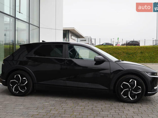 Чорний Хендай Ioniq 5, об'ємом двигуна 0 л та пробігом 83 тис. км за 25724 $, фото 2 на Automoto.ua