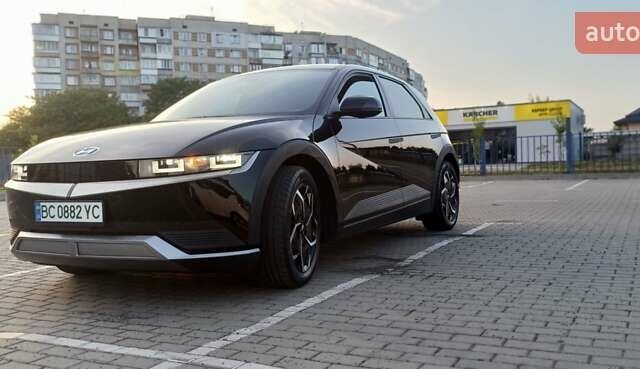 Черный Хендай Ioniq 5, объемом двигателя 0 л и пробегом 55 тыс. км за 26900 $, фото 14 на Automoto.ua