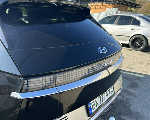 Черный Хендай Ioniq 5, объемом двигателя 0 л и пробегом 101 тыс. км за 28000 $, фото 41 на Automoto.ua