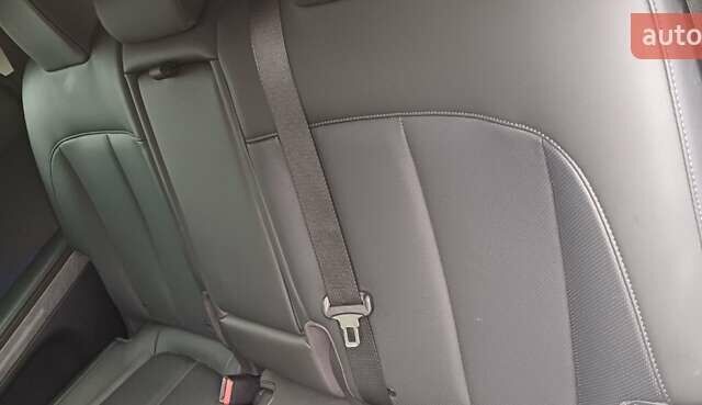 Черный Хендай Ioniq 5, объемом двигателя 0 л и пробегом 55 тыс. км за 26900 $, фото 12 на Automoto.ua