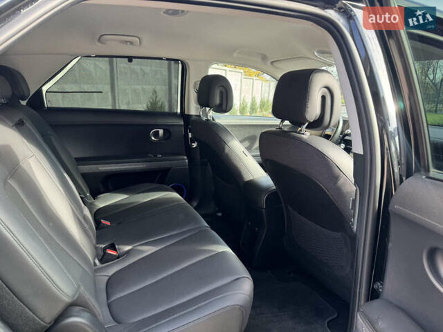 Черный Хендай Ioniq 5, объемом двигателя 0 л и пробегом 160 тыс. км за 22999 $, фото 43 на Automoto.ua