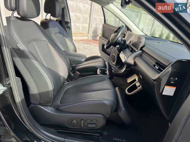 Черный Хендай Ioniq 5, объемом двигателя 0 л и пробегом 160 тыс. км за 22999 $, фото 26 на Automoto.ua