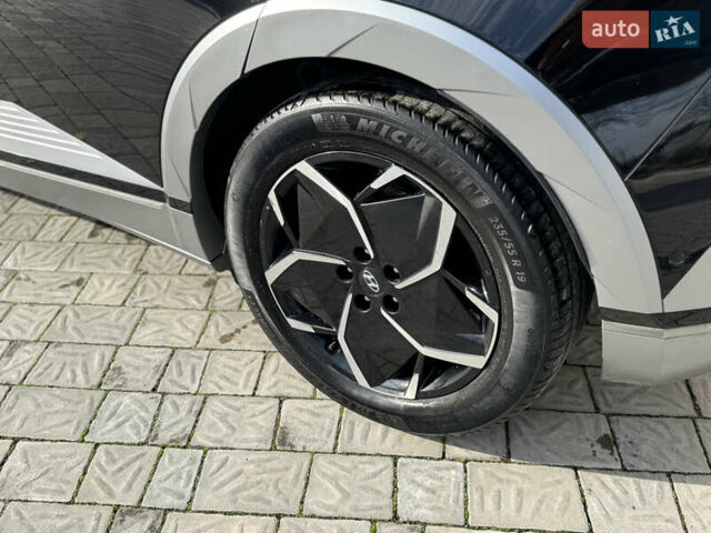 Черный Хендай Ioniq 5, объемом двигателя 0 л и пробегом 160 тыс. км за 22999 $, фото 74 на Automoto.ua