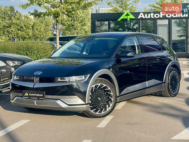 Черный Хендай Ioniq 5, объемом двигателя 0 л и пробегом 14 тыс. км за 27600 $, фото 4 на Automoto.ua
