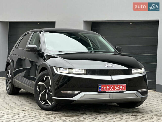 Черный Хендай Ioniq 5, объемом двигателя 0 л и пробегом 156 тыс. км за 22999 $, фото 23 на Automoto.ua