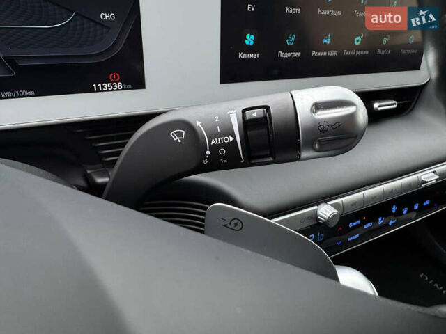Черный Хендай Ioniq 5, объемом двигателя 0 л и пробегом 113 тыс. км за 24995 $, фото 21 на Automoto.ua