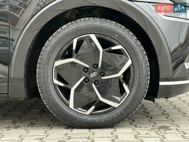 Черный Хендай Ioniq 5, объемом двигателя 0 л и пробегом 156 тыс. км за 22999 $, фото 47 на Automoto.ua