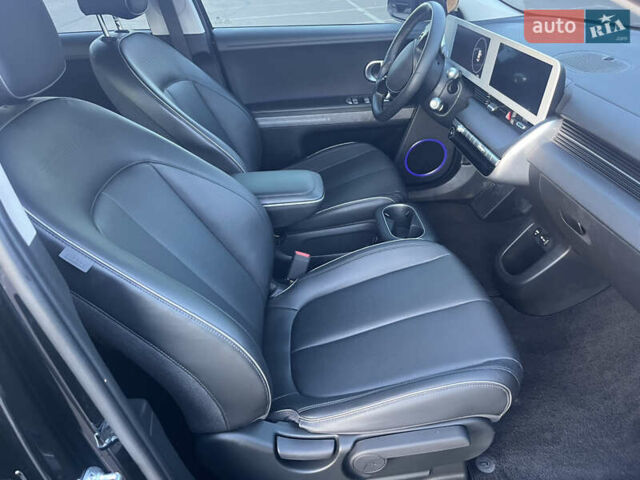 Черный Хендай Ioniq 5, объемом двигателя 0 л и пробегом 45 тыс. км за 24500 $, фото 23 на Automoto.ua