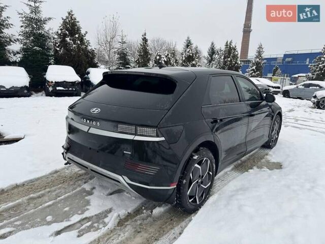 Чорний Хендай Ioniq 5, об'ємом двигуна 0 л та пробігом 169 тис. км за 17300 $, фото 4 на Automoto.ua