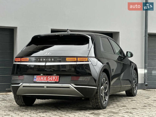 Черный Хендай Ioniq 5, объемом двигателя 0 л и пробегом 156 тыс. км за 22999 $, фото 28 на Automoto.ua