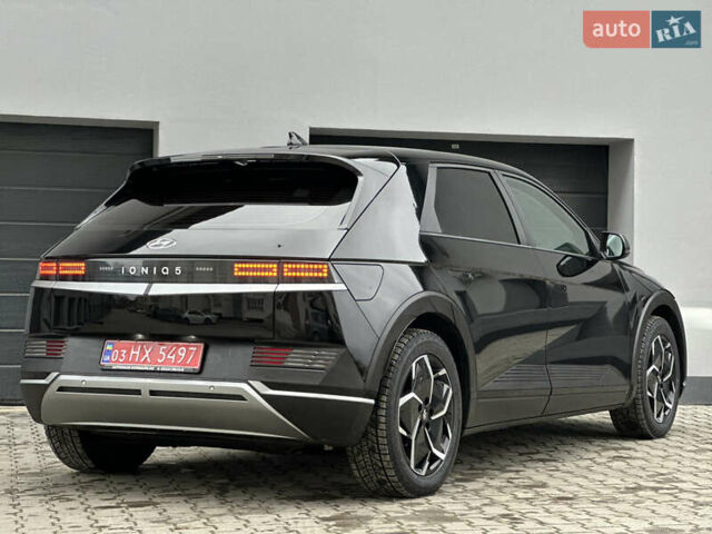 Черный Хендай Ioniq 5, объемом двигателя 0 л и пробегом 156 тыс. км за 22999 $, фото 29 на Automoto.ua