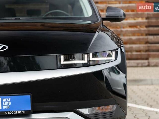 Черный Хендай Ioniq 5, объемом двигателя 0 л и пробегом 56 тыс. км за 25500 $, фото 3 на Automoto.ua