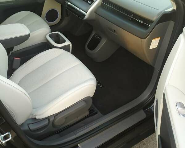 Чорний Хендай Ioniq 5, об'ємом двигуна 0 л та пробігом 34 тис. км за 27500 $, фото 35 на Automoto.ua