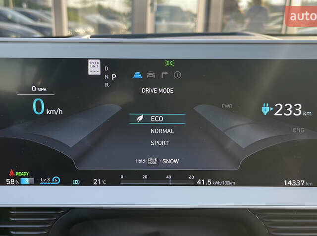 Черный Хендай Ioniq 5, объемом двигателя 0 л и пробегом 14 тыс. км за 27600 $, фото 14 на Automoto.ua