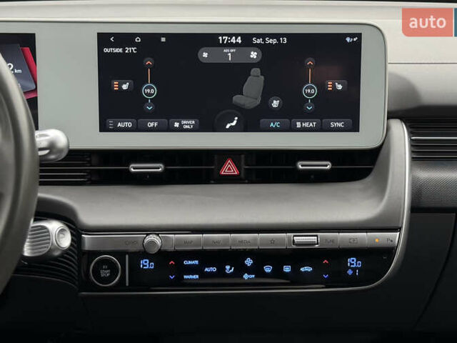 Чорний Хендай Ioniq 5, об'ємом двигуна 0 л та пробігом 120 тис. км за 23777 $, фото 45 на Automoto.ua
