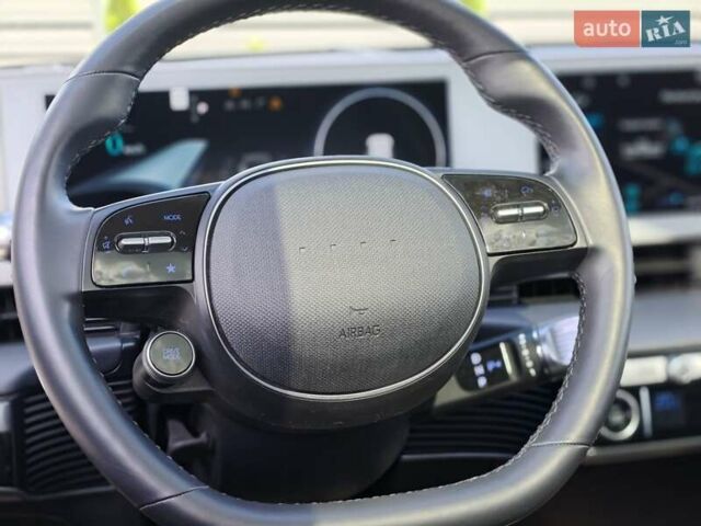 Чорний Хендай Ioniq 5, об'ємом двигуна 0 л та пробігом 34 тис. км за 28600 $, фото 29 на Automoto.ua
