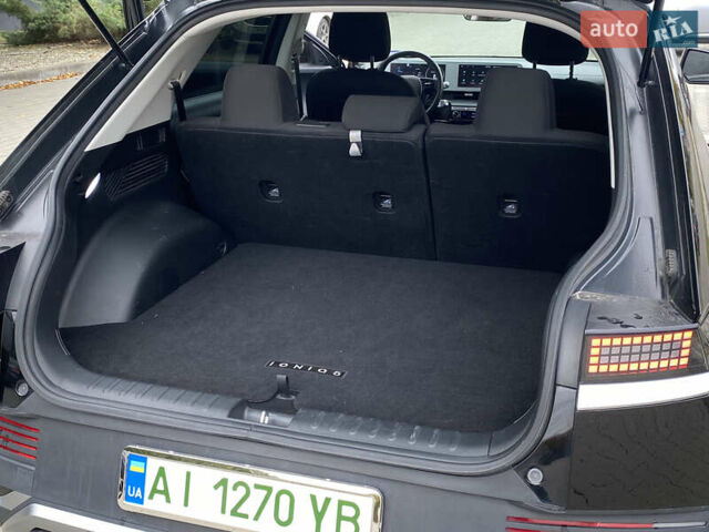 Черный Хендай Ioniq 5, объемом двигателя 0 л и пробегом 54 тыс. км за 28500 $, фото 36 на Automoto.ua