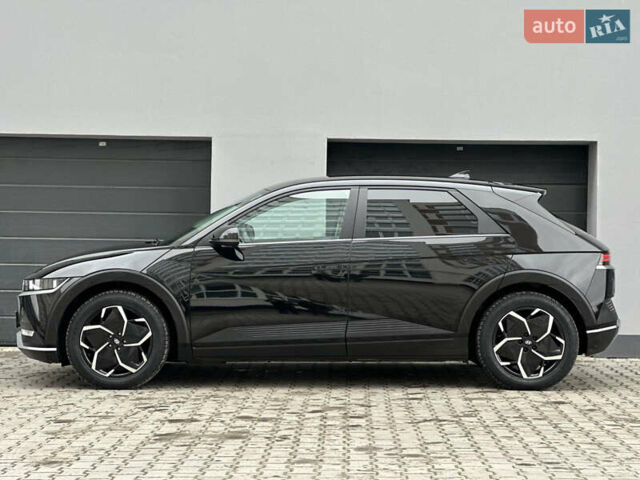 Черный Хендай Ioniq 5, объемом двигателя 0 л и пробегом 156 тыс. км за 22999 $, фото 15 на Automoto.ua