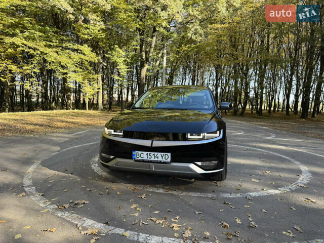 Черный Хендай Ioniq 5, объемом двигателя 0 л и пробегом 33 тыс. км за 25999 $, фото 12 на Automoto.ua