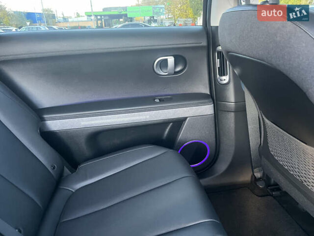 Черный Хендай Ioniq 5, объемом двигателя 0 л и пробегом 45 тыс. км за 24500 $, фото 29 на Automoto.ua