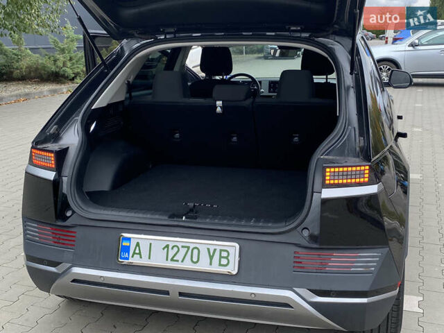 Черный Хендай Ioniq 5, объемом двигателя 0 л и пробегом 54 тыс. км за 28500 $, фото 35 на Automoto.ua