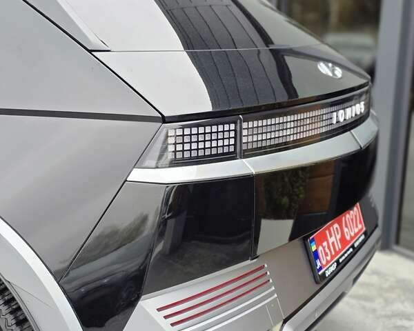 Чорний Хендай Ioniq 5, об'ємом двигуна 0 л та пробігом 91 тис. км за 25900 $, фото 21 на Automoto.ua