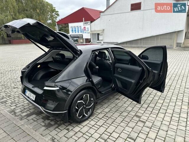 Черный Хендай Ioniq 5, объемом двигателя 0 л и пробегом 70 тыс. км за 23500 $, фото 31 на Automoto.ua